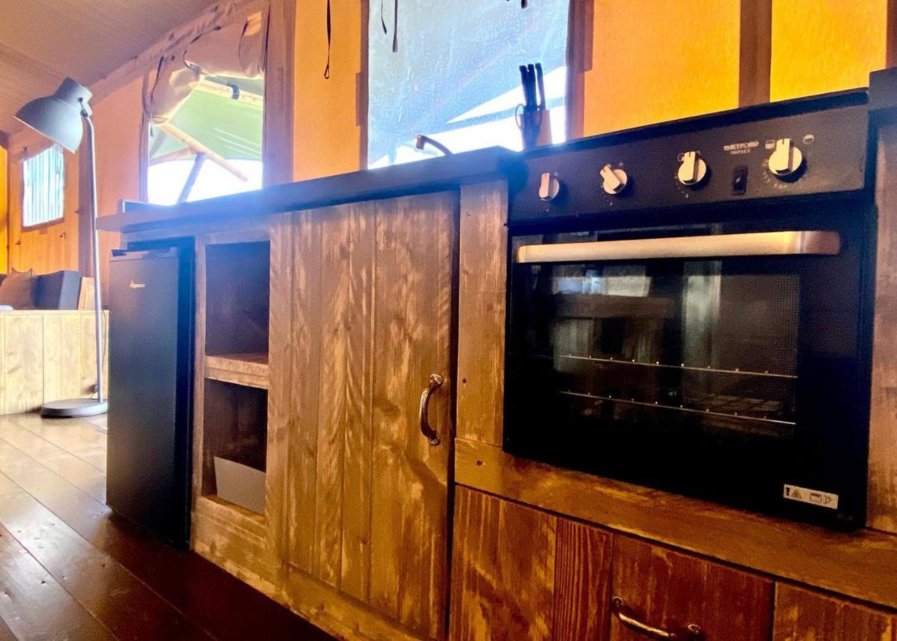 Florence Springs Glamping Gumfreston Εξωτερικό φωτογραφία