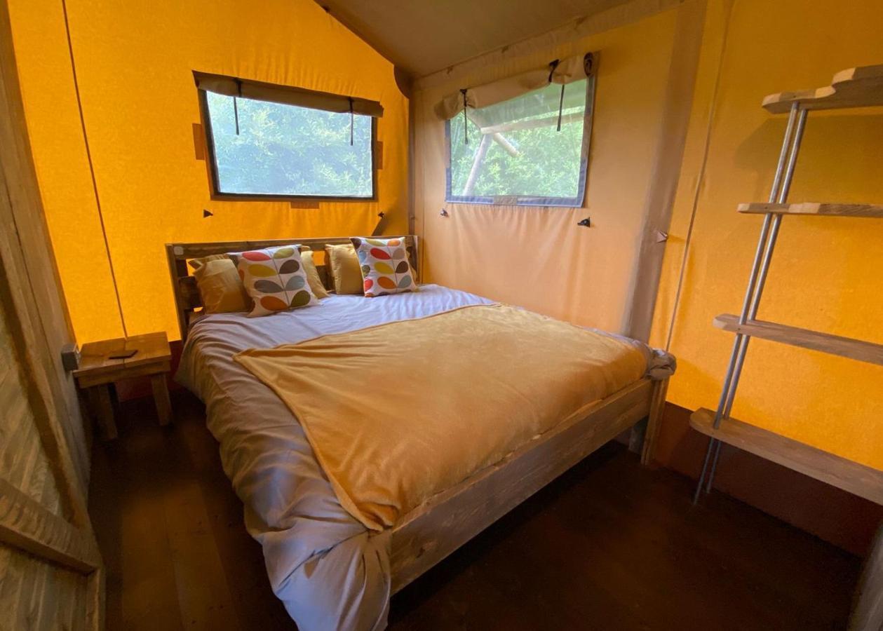 Florence Springs Glamping Gumfreston Εξωτερικό φωτογραφία