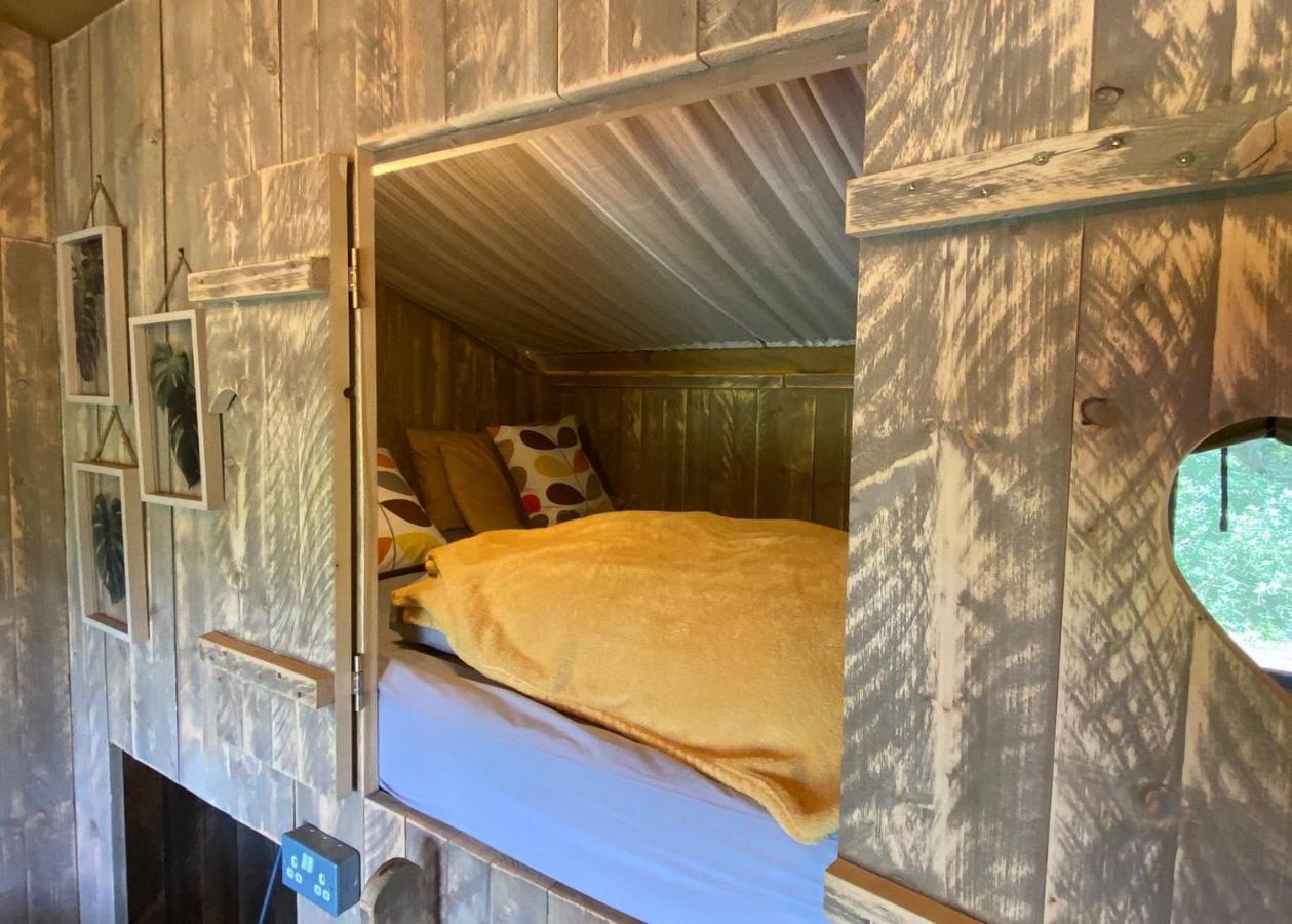Florence Springs Glamping Gumfreston Εξωτερικό φωτογραφία