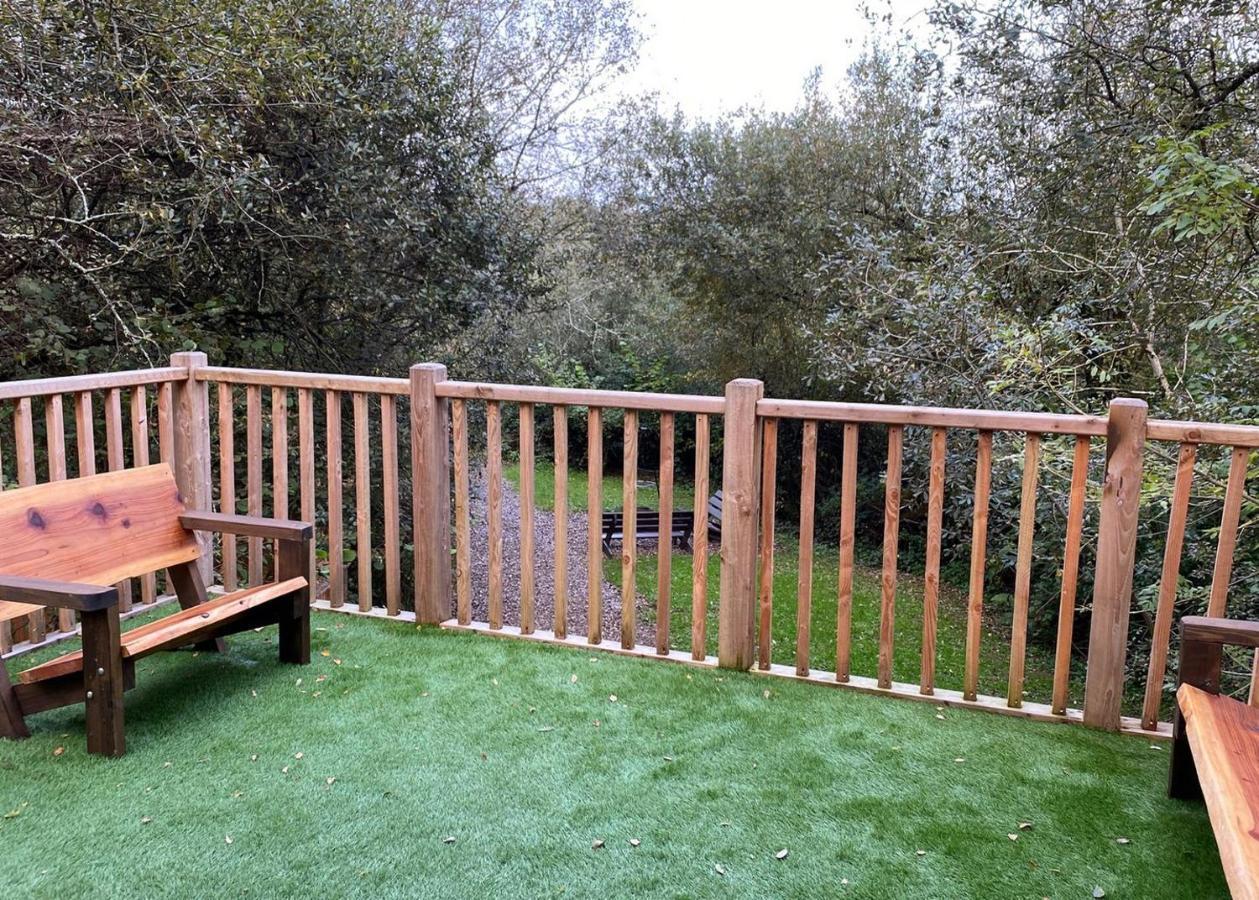 Florence Springs Glamping Gumfreston Εξωτερικό φωτογραφία
